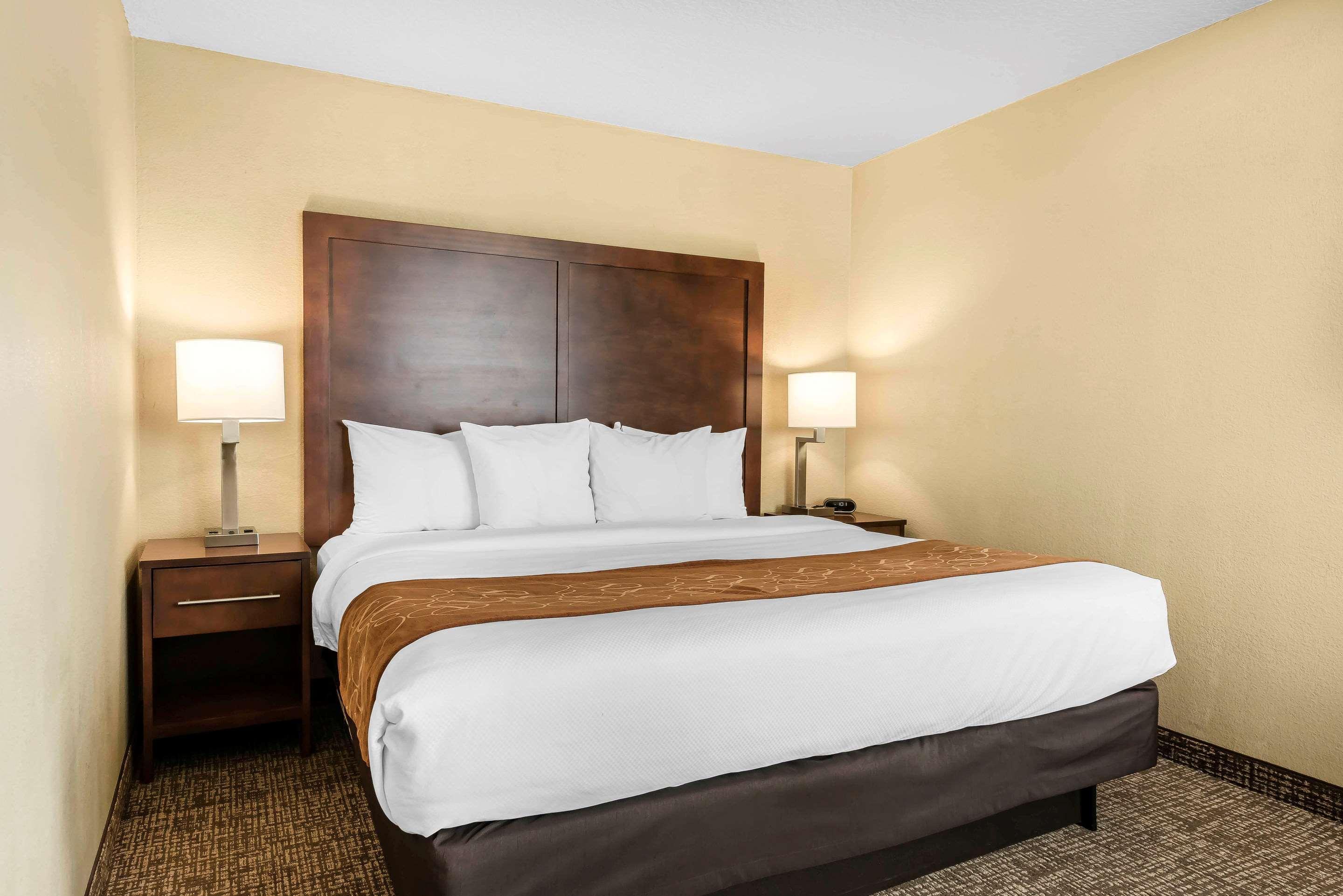 Comfort Suites Baymeadows Near Butler Blvd Jacksonville Exterior foto