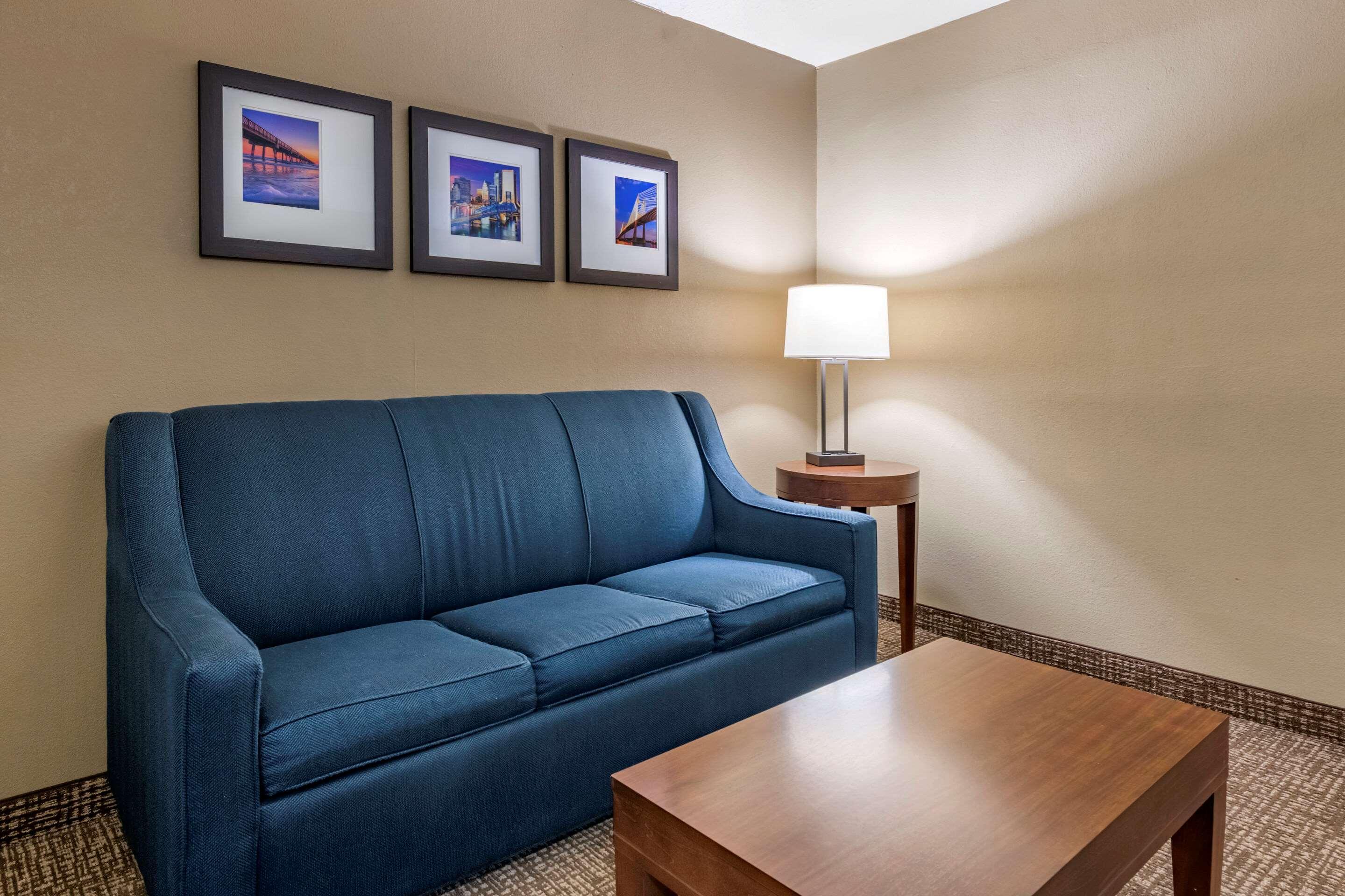 Comfort Suites Baymeadows Near Butler Blvd Jacksonville Exterior foto